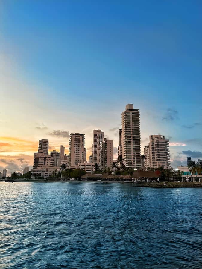 2-hour tour in Cartagena Sunset View in party boat - Open bar: generous, but not a cocktail menu