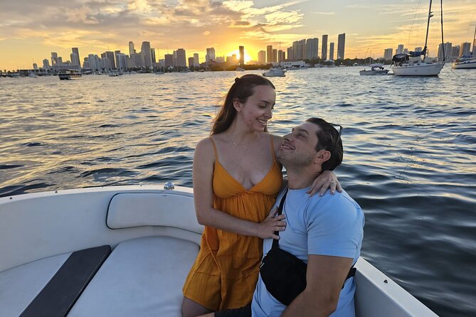 2 hrs Miami Private Boat Tour with Cooler, Ice, Bluetooth Stereo - Music, drinks, and the practical comforts