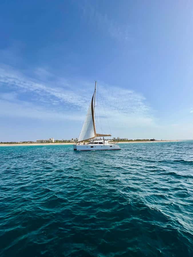 3-hour Catamaran Adventure on the waters of Sal Island - Getting to the catamaran from Santa Maria