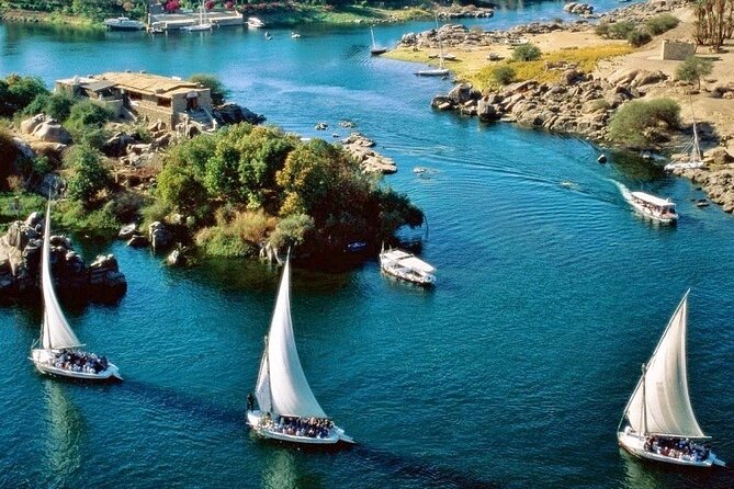 4-Day 3-Night Nile Cruise from Aswan to Luxor&Abu Simbel+Balloon - Day four: a balloon over the West Bank
