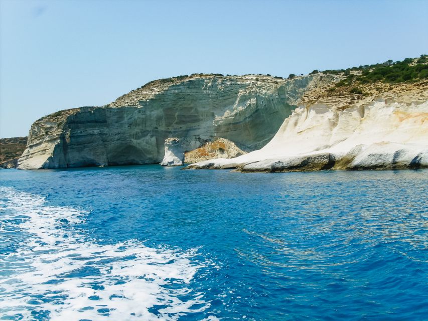 Adamas: Kleftiko Sailing Day Trip with Snorkeling and Lunch - Kalogries: your first swim and morning food