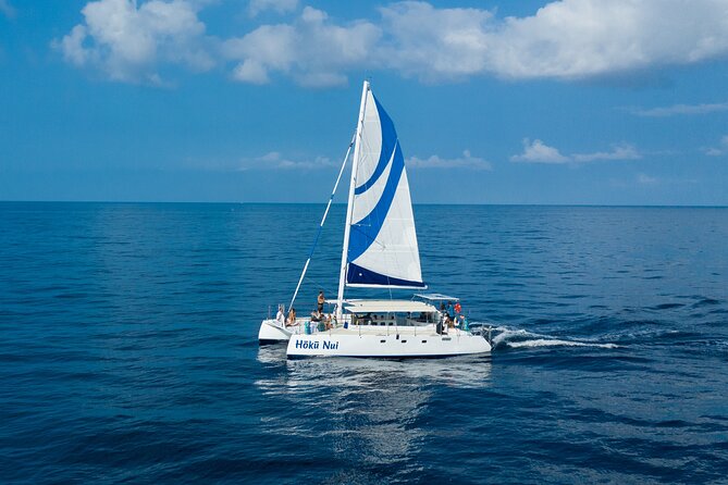 Afternoon Sail & Snorkel to the Captain Cook Monument - A cultural welcome before entering the bay