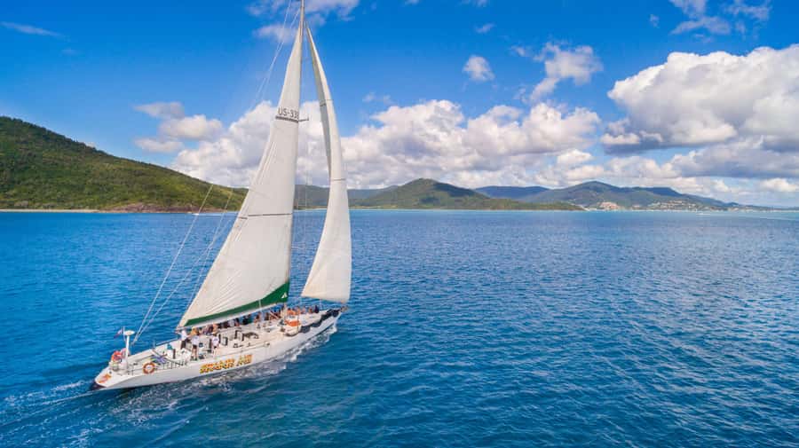 Airlie Beach: 2-Night Whitsundays Sailing Trip with Meals - Key points to know before you book