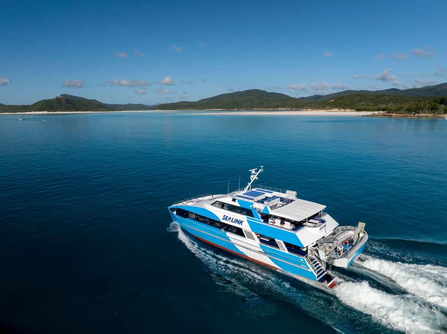 Airlie Beach: Hill Inlet Lookout and Whitehaven Beach Cruise - Key points to know before booking