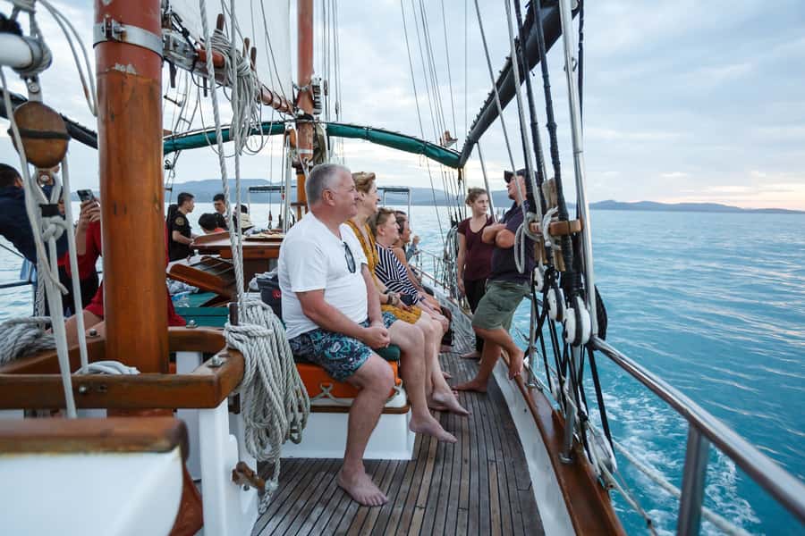 Airlie Beach: Providence Whitsundays Tallship Sunset Sail - Key points to know before you sail
