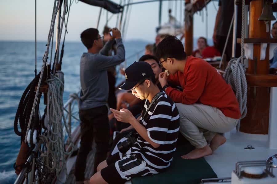 Airlie Beach: Providence Whitsundays Tallship Sunset Sail - Who should book this sunset sail?