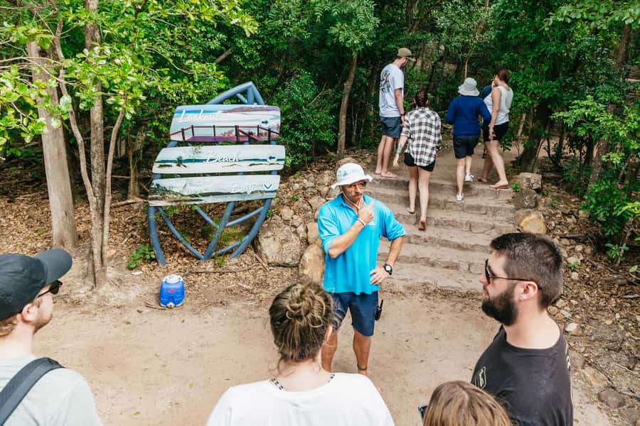 Airlie Beach: Whitsundays Full-Day Camira Sailing Adventure - Why the Camira makes sense for a Whitsundays day