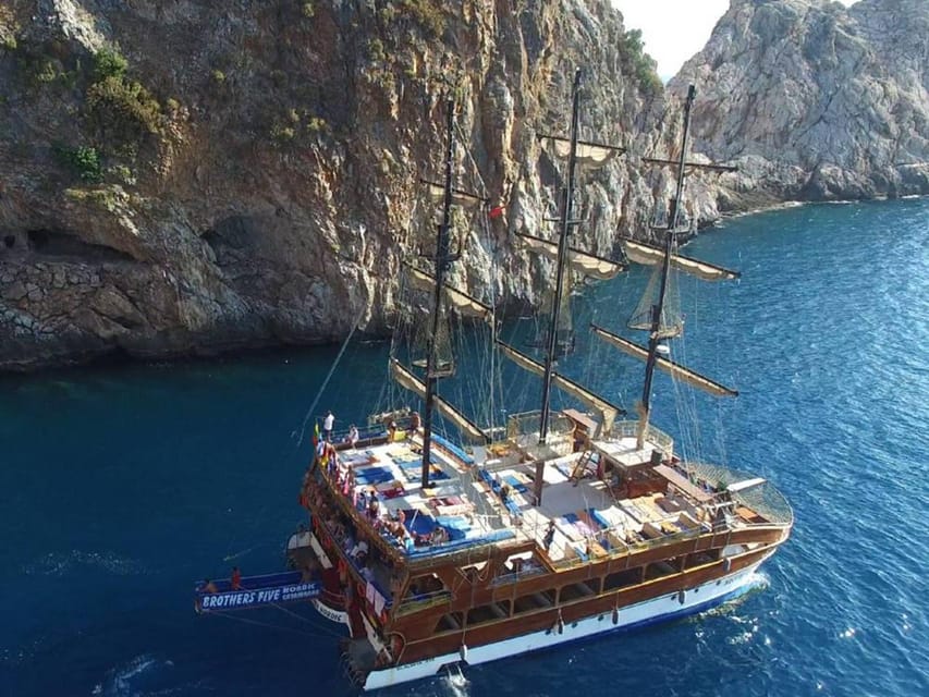 Alanya: Catamaran Boat Tour with Snorkeling with Lunch - Should you book it?