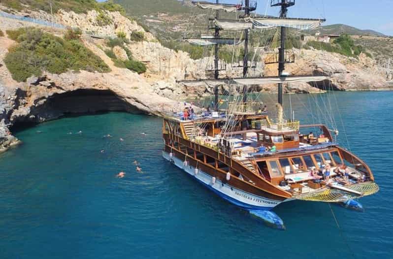 Alanya: Catamaran Boat Tour with Snorkeling with Lunch - Three caves and the coast near Cleopatra Beach