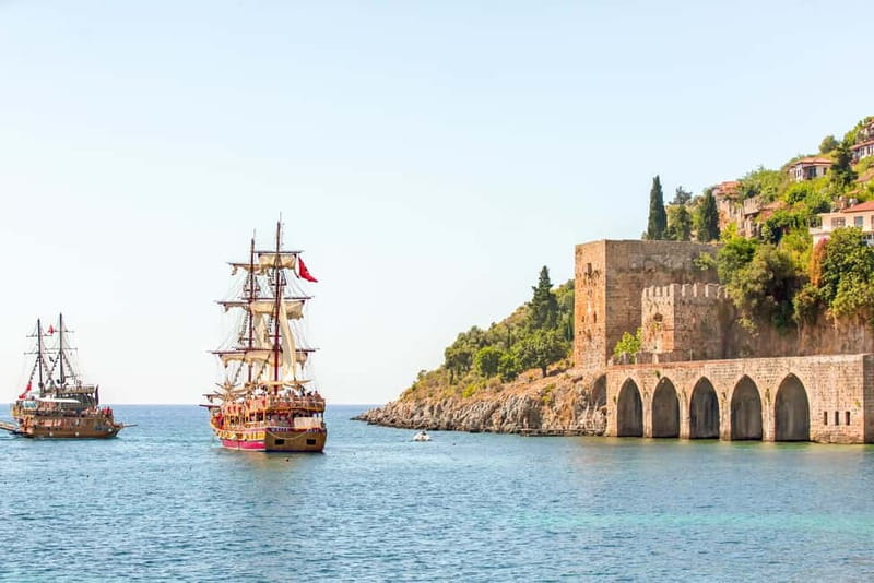 Alanya: Pirate Boat with Transfer, Lunch & Unlimited Drinks - Three or four swimming stops in clear coastal water