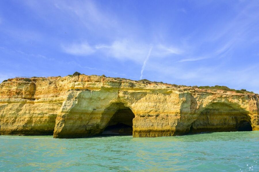 Albufeira: Benagil Caves & Dolphin Watching Speed Boat Tour - What the speedboat feels like in practice