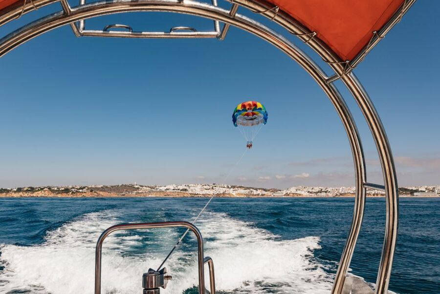 Albufeira: Parasailing Boat Trip - Safety and the crew’s approach