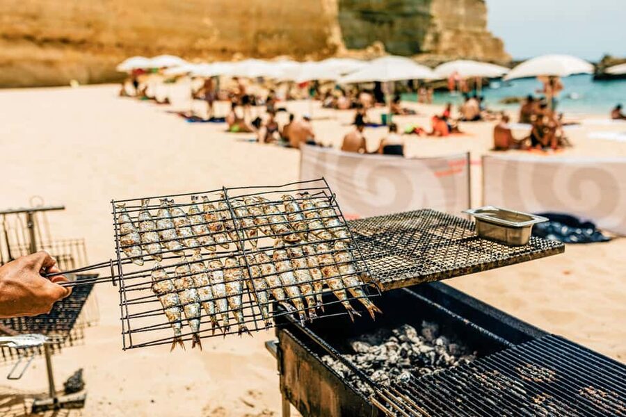 Albufeira: Sightseeing Cruise with Beach BBQ and Open Bar - Key points to know before you book