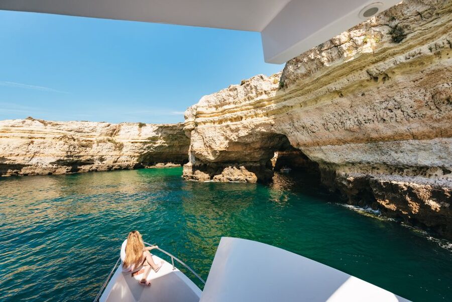 Albufeira: Sightseeing Cruise with Beach BBQ and Open Bar - What the open bar really includes