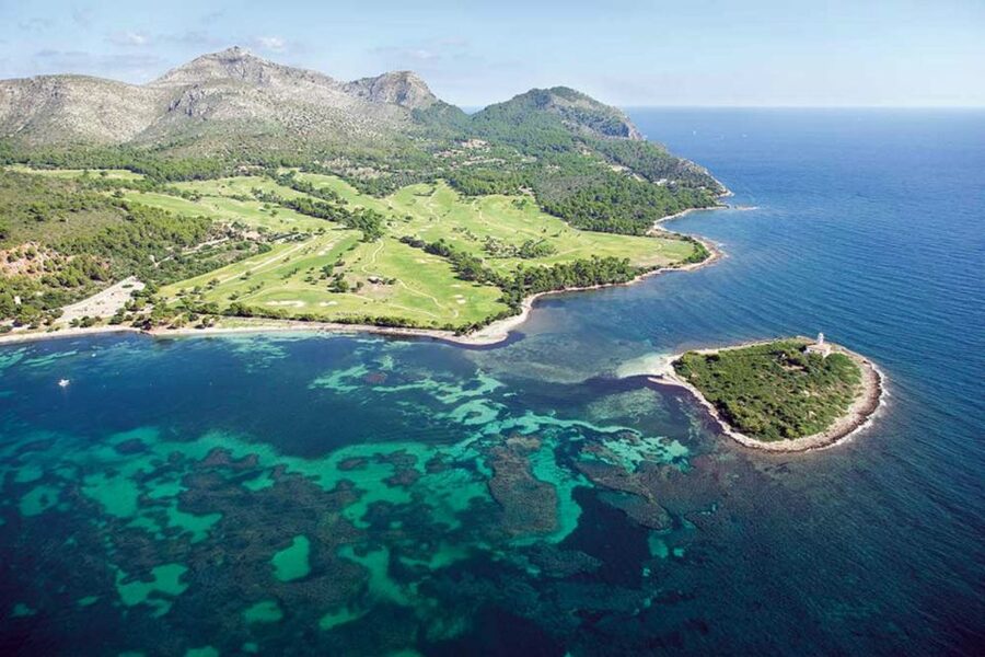 Alcudia: Boat Trip to Coll Baix - Timing, seating, and comfort onboard