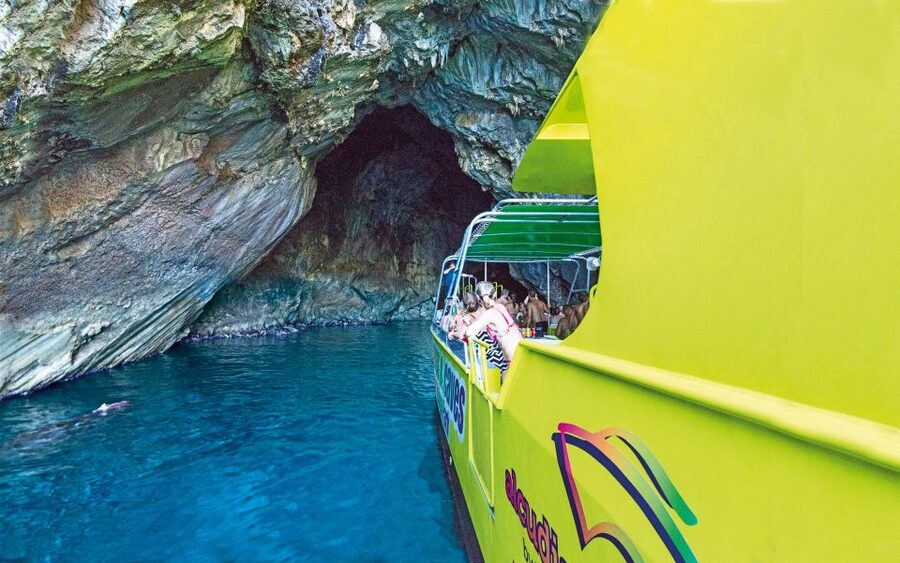 Alcudia: Caves & Coastline Boat Trip w/ Snorkelling - Sea Caves and Close-Up Views