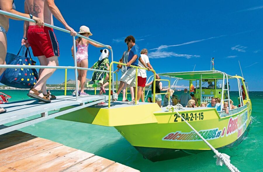 Alcudia: Caves & Coastline Boat Trip w/ Snorkelling - Snorkeling Along the Mallorcan Coast