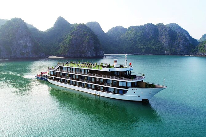 All-Inclusive 2 Day/1 Night Halong Luxury Cruise, Meals, Cave, Kayaking,Swimming - The Hanoi pickup and long road to the harbor