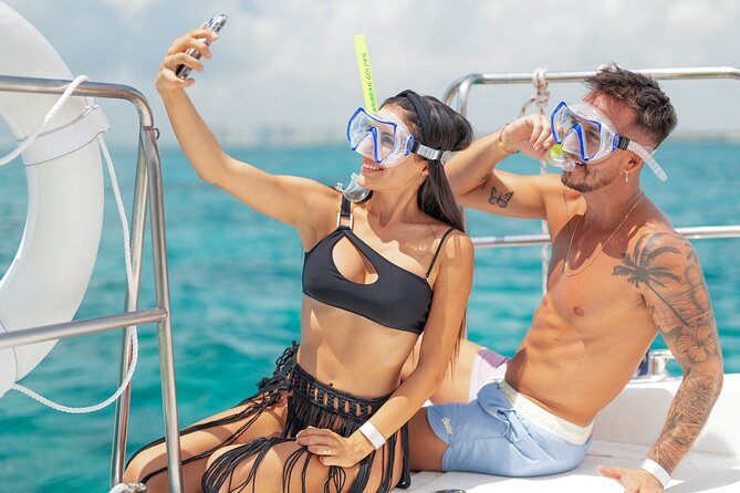 All Inclusive Isla Mujeres Catamaran - El Meco snorkeling and the underwater sculptures