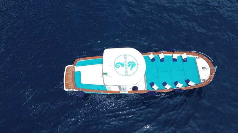 Amalfi: Boat Adventure Caves, Beaches, Snorkeling & Positano - What the boat provides during a long day