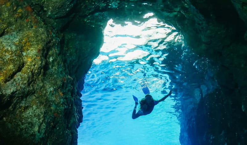 Amalfi Coast: Boat and Snorkeling Tour with Fruit & Drinks - What four hours really gives you