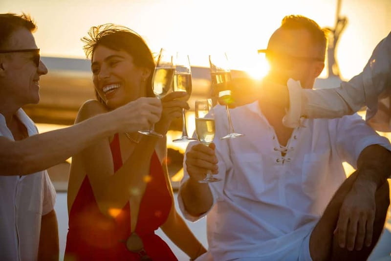 Amalfi Coast: Sunset Boat Tour with Fruit & Drinks - The return toward Positano and Amalfi