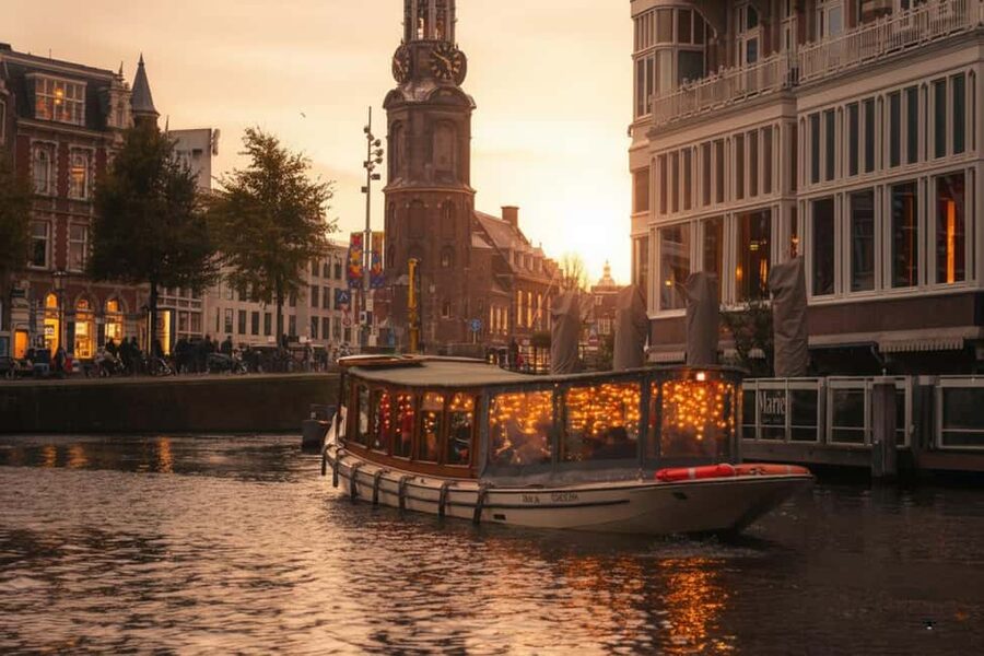 Amsterdam: 90 min Cruise with Local Guide & Unlimited Drinks - Final call: should you book it?