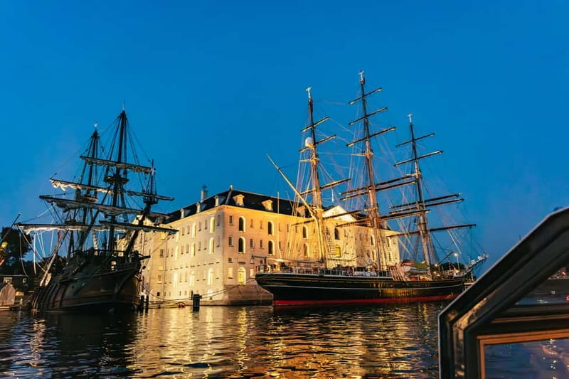 Amsterdam: Cozy Cheese & Wine Cruise Tasting Experience - Who Will Enjoy This Cruise Most