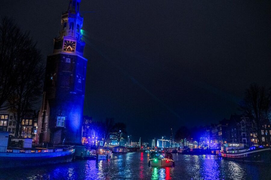 Amsterdam: Evening Candle Light Cruise With Wine & Cheese - Seven Bridges and the Magere Brug