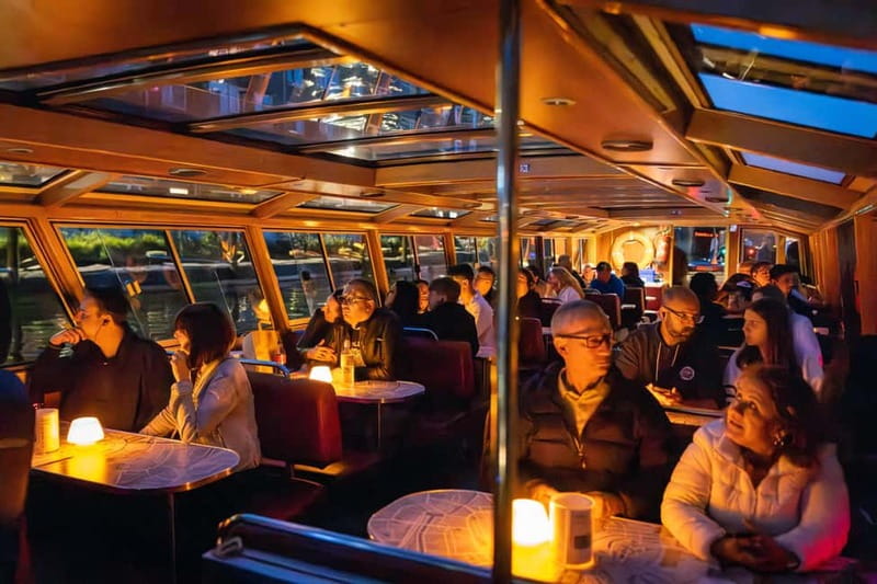 Amsterdam: Evening Cruise with Optional Wine and Snacks - Boarding near the Hard Rock Cafe
