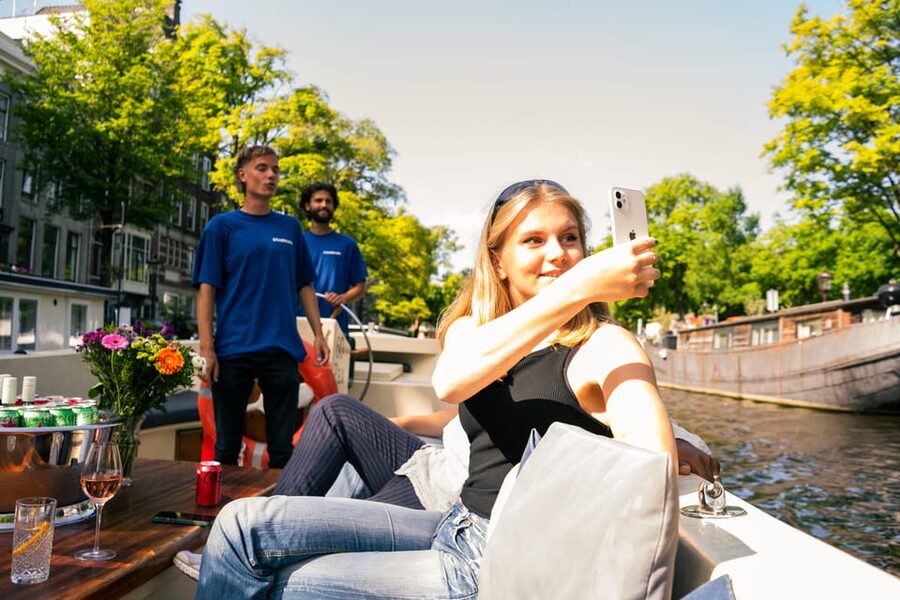 Amsterdam: German Guided Canal Cruise with on Board Bar - Zuiderkerk and the first layers of old Amsterdam