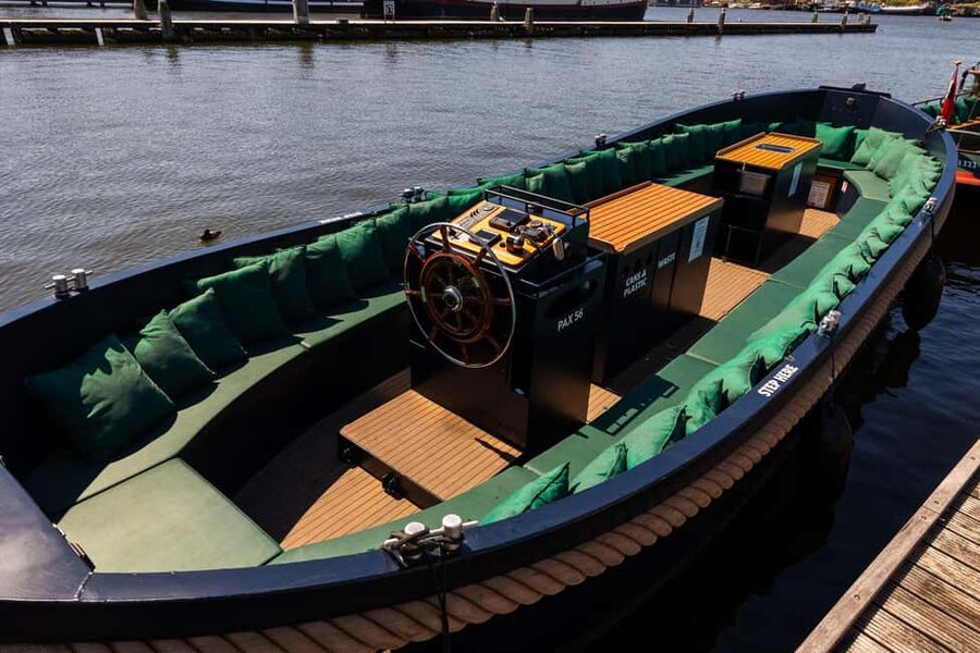 Amsterdam: Guided Open Boat Cruise Unlimited Drinks Option - The western canals, Jordaan edge, and Anne Frank House