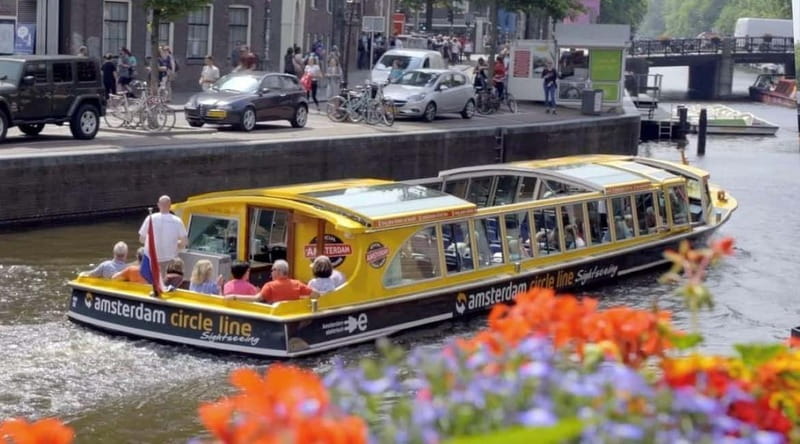 Amsterdam: Historic City Centre Canal Cruise - Why Amsterdam is best understood from the canals