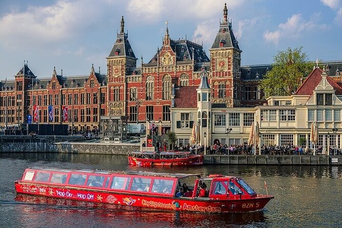 Amsterdam Hop-On Hop-Off 24h or 48h Bus and Boat Option - What the Amsterdam pass actually gives you