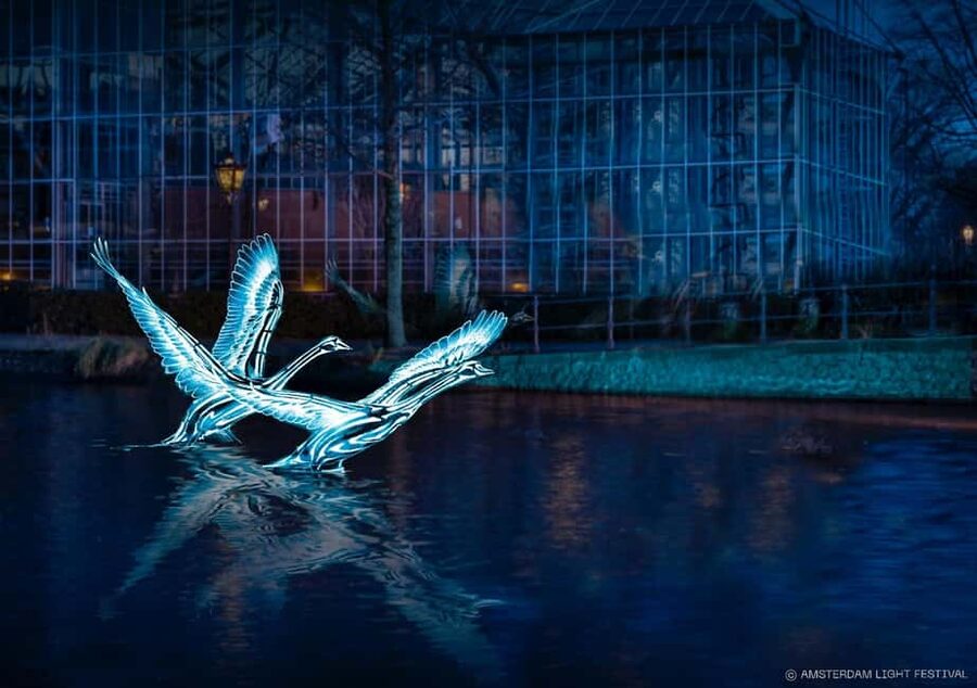 Amsterdam: Light Festival Boat+Unlimit.Drinks & Snack Option - The opening view toward NEMO Science Museum