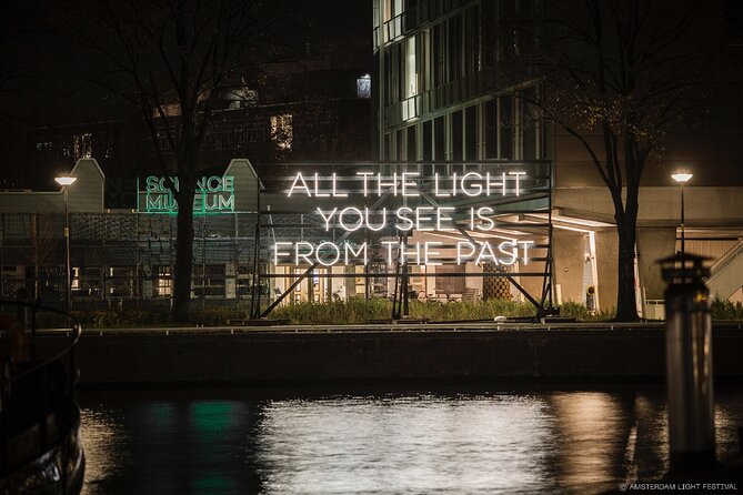 Amsterdam: Light Festival Boat with Unlimited Drinks & Snack - The drinks package: when it earns its price