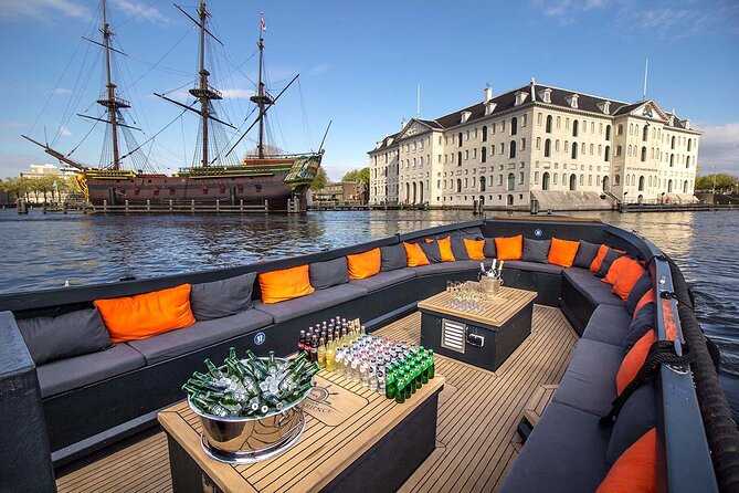 Amsterdam Luxury Canal Cruise + Unlimited Drinks & Bites option - Summer openness and winter comfort