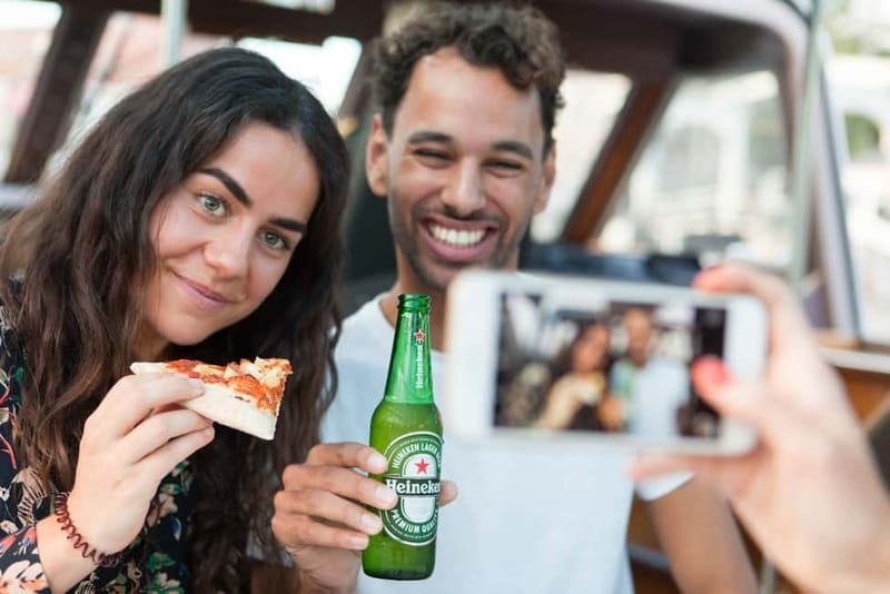 Amsterdam: Original Pizza Dinner Cruise + Unlimited Drinks - Unlimited drinks and the real value of $39