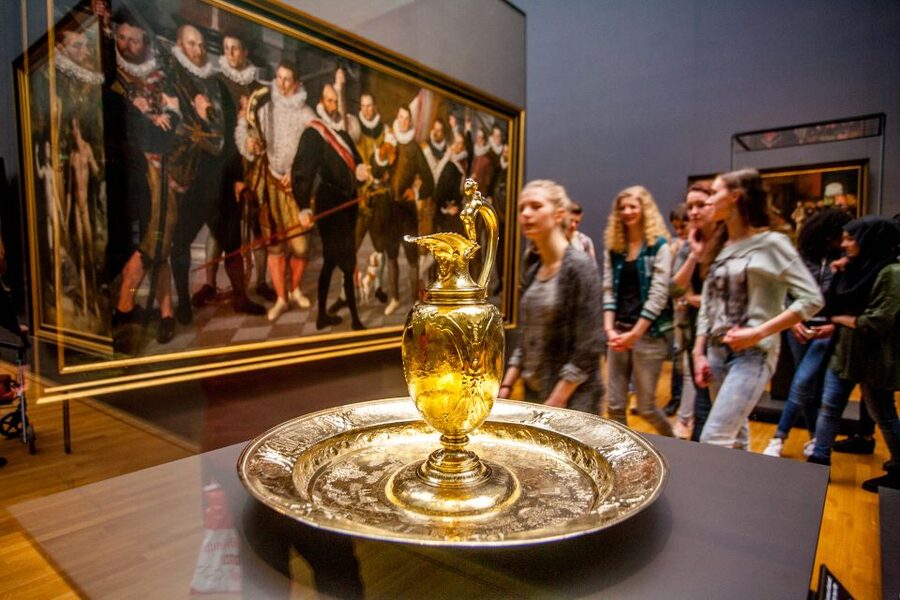 Amsterdam: Rijksmuseum Entry Ticket and Canal Cruise Combo - Who will enjoy this combination most
