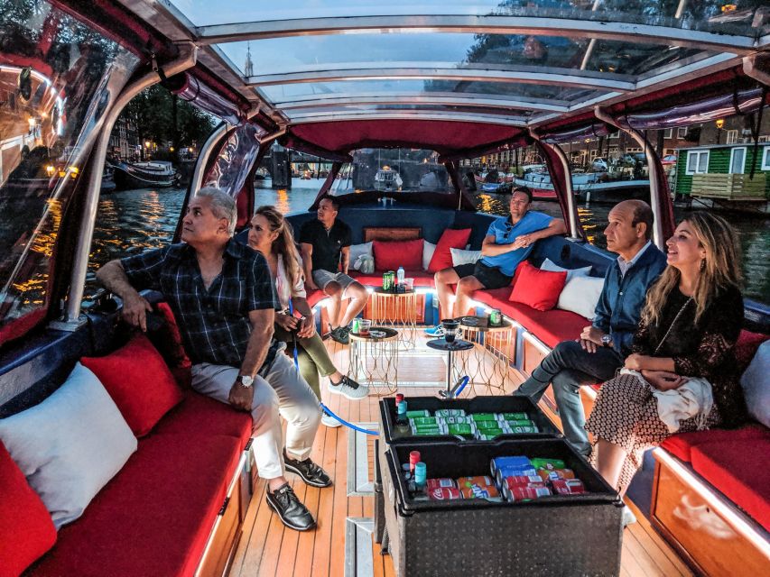 Amsterdam: Smoke and Lounge City Boat Cruise - Winter comfort and summer views