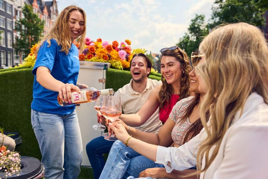 Amsterdam: The Original Flower Boat with Local Guide and Bar - A small bar and a relaxed pace