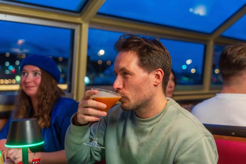 Amsterdam: Unlimited Cocktails Cruise on the Canals - Who should book this cruise