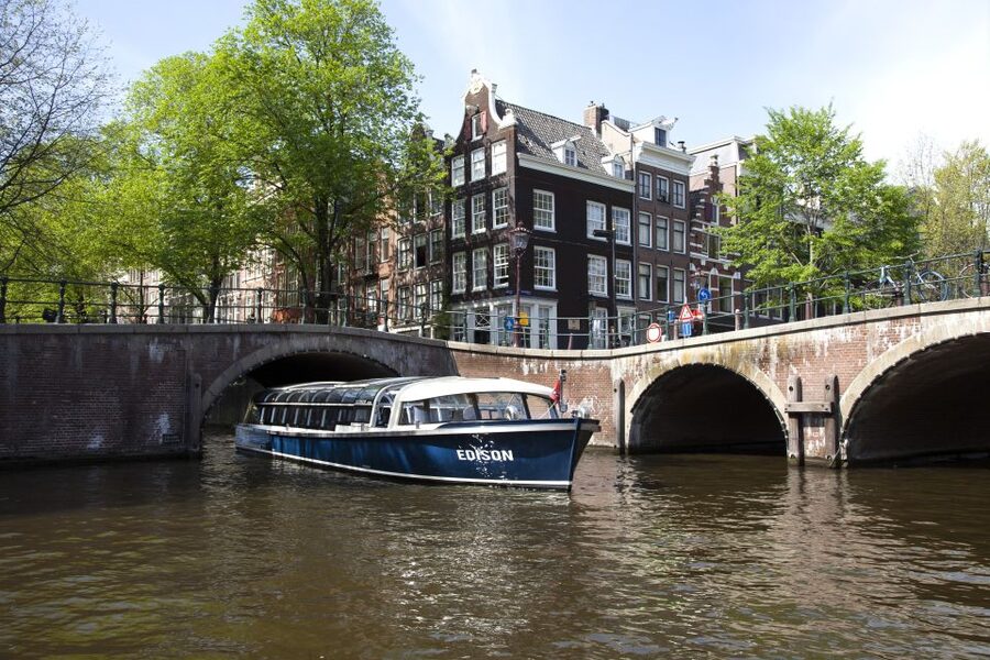 Amsterdam: Van Gogh Museum Ticket and City Canal Cruise - A practical schedule that works