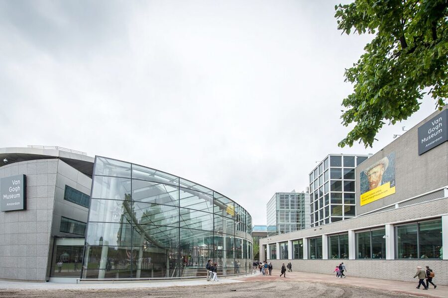 Amsterdam: Van Gogh Museum Ticket & Canal Cruise - Entering the Van Gogh Museum at your chosen time