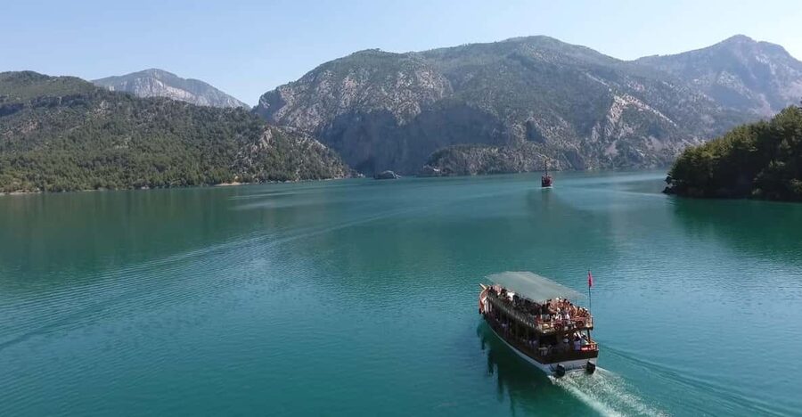 Antalya: Green Canyon Boat Trip with Lunch & Soft Drinks - Why Green Canyon makes a good break from the coast