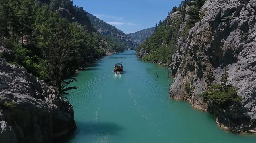 Antalya: Green Canyon Boat Trip with Lunch & Soft Drinks - Swimming stops and optional fishing