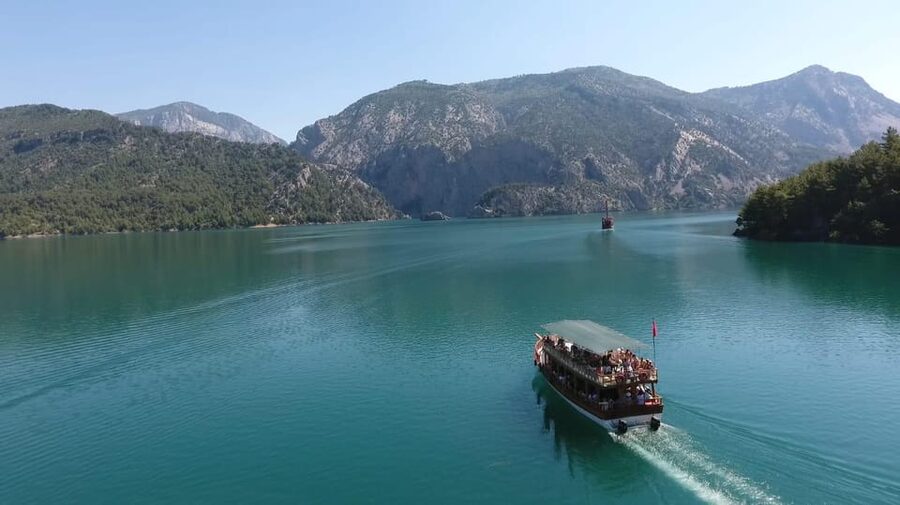 Antalya: Green Canyon Boat Trip with Lunch & Soft Drinks - Lunch beside the lake