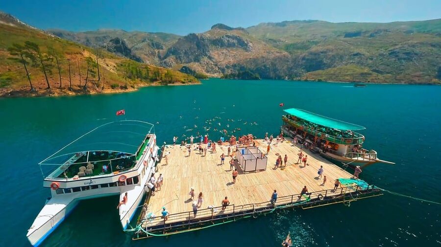 Antalya: Green Canyon Boat Trip with Lunch & Soft Drinks - Guides, timing, and how the day is run