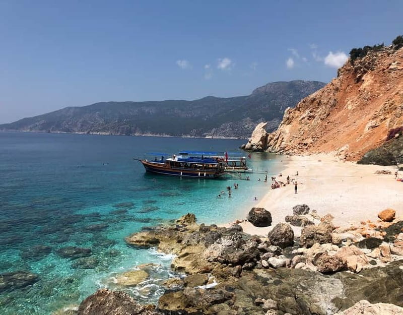 Antalya: Suluada Island Boat Trip with Lunch & Hotel Pickup - The second bay and the best quiet-water break
