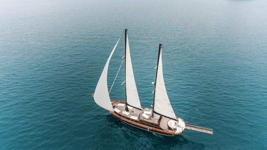 Athens: Agistri, Metopi & Aegina Cruise with Meals & Drinks - Leaving Athens for a full day on the Saronic Gulf